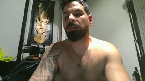 Snapshot of crazycouple1011 chatting on February 8, 2025, 1:54 am funcouple online show from February 8, 2025, 1:54 am