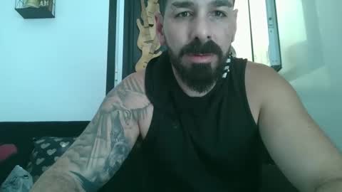 Snapshot of crazycouple1011 chatting on September 21, 2025, 11:23 am funcouple online show from September 21, 2025, 11:23 am