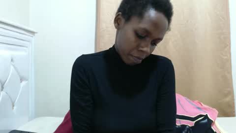 Ebonie online show from September 28, 2025, 7:41 pm