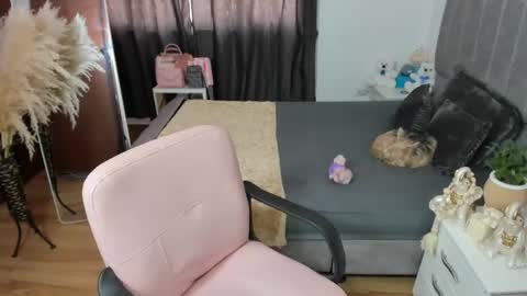 LAURA online show from March 3, 2026, 3:29 pm