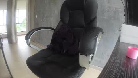 Snapshot of crazylive5 chatting on February 16, 2025, 1:27 pm crazylive5 online show from February 16, 2025, 1:27 pm