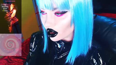 Roxy online show from April 15, 2026, 9:16 am