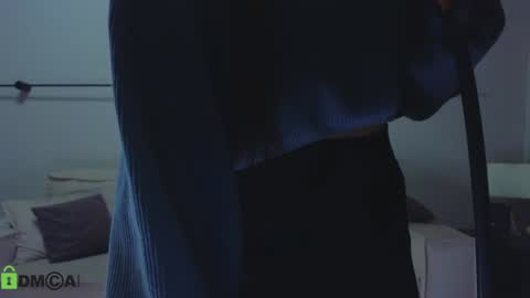 crazzy cherry online show from November 25, 2025, 11:10 am