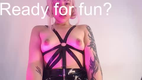 Snapshot of creampie_couple1 chatting on November 28, 2025, 10:40 am CAMILA Y SEBASTIAN online show from November 28, 2025, 10:40 am