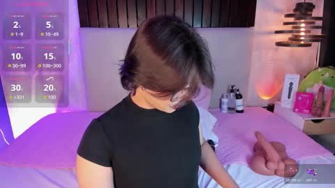 creamy_angelo online show from February 19, 2026, 1:18 pm