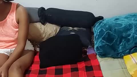 creamyhub online show from November 17, 2025, 6:19 am