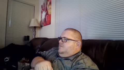 The hopeless romantic online show from February 21, 2025, 7:45 am