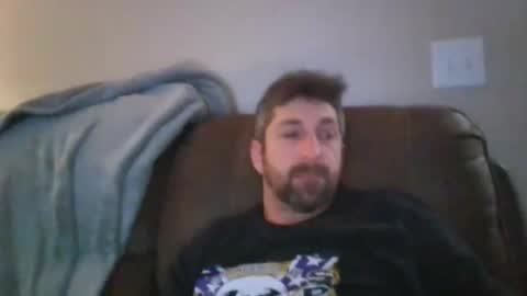 Snapshot of creeksidecouple chatting on November 18, 2025, 12:49 am Creeksidecouple online show from November 18, 2025, 12:49 am