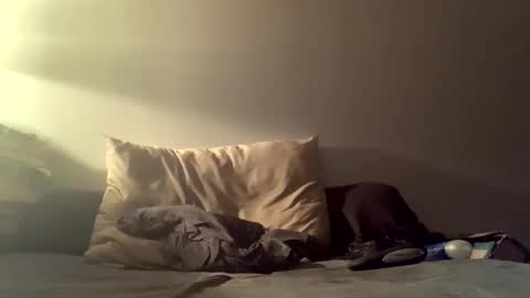 cricri75020 online show from November 11, 2025, 1:49 am