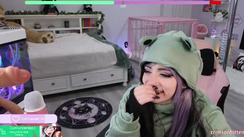 Snapshot of crimsonkitten chatting on January 16, 2025, 10:10 am Crimson Kitten online show from January 16, 2025, 10:10 am