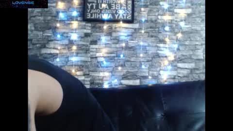 Snapshot of cris_angel01 chatting on September 10, 2025, 5:18 am Cris online show from September 10, 2025, 5:18 am