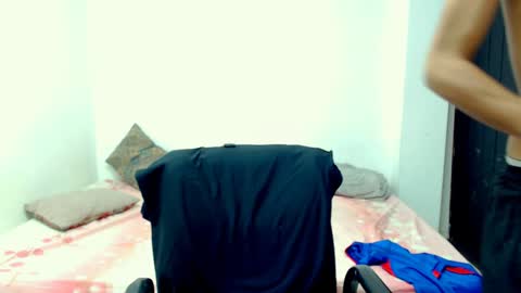 cris curry online show from December 17, 2024, 9:39 am