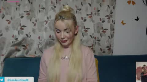 Snapshot of cris_tinne chatting on September 30, 2025, 5:07 pm cris_tinne online show from September 30, 2025, 5:07 pm