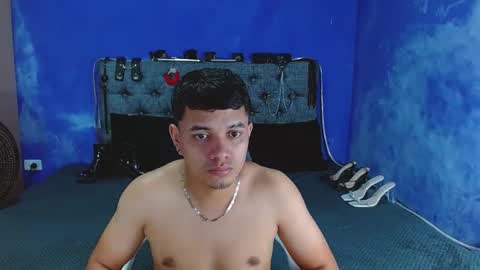 Snapshot of crisandmery chatting on September 15, 2025, 5:07 am CRISANDMERY online show from September 15, 2025, 5:07 am