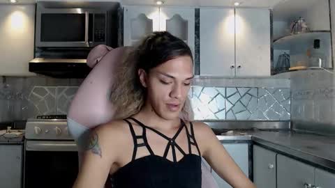 Cristina Onazis online show from March 7, 2026, 6:38 pm