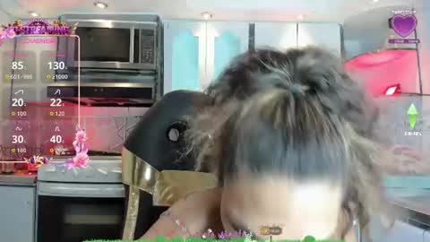 Cristina Onazis online show from June 15, 2026, 6:10 pm