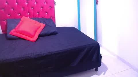 Snapshot of cristal1609 chatting on February 24, 2026, 1:09 pm cristal1609 online show from February 24, 2026, 1:09 pm