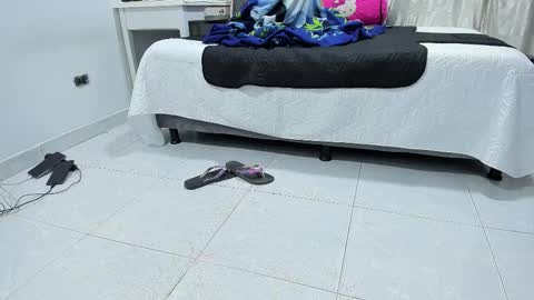 Cristal online show from November 2, 2025, 10:39 am