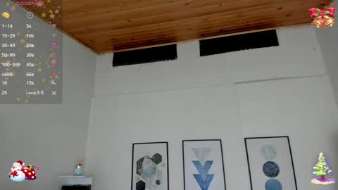 Snapshot of cristal__hot_1 chatting on December 17, 2024, 10:44 am Cristal online show from December 17, 2024, 10:44 am
