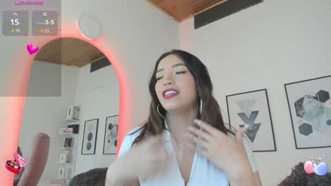Snapshot of cristal__hot_1 chatting on February 4, 2025, 7:07 am Cristal online show from February 4, 2025, 7:07 am