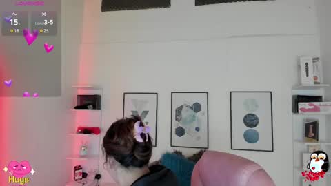 Snapshot of cristal__hot_1 chatting on February 14, 2025, 4:04 am Cristal online show from February 14, 2025, 4:04 am