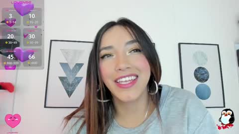 Snapshot of cristal__hot_1 chatting on February 21, 2025, 7:23 am Cristal online show from February 21, 2025, 7:23 am
