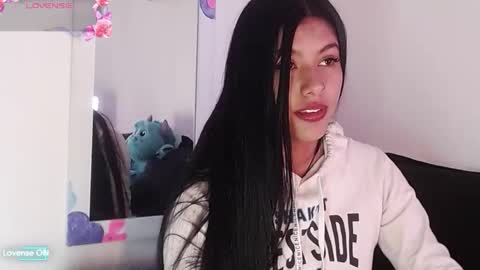Snapshot of cristal_dim chatting on October 24, 2025, 8:38 pm CRISTAL online show from October 24, 2025, 8:38 pm