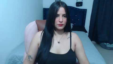 Snapshot of cristal_hot07 chatting on February 23, 2025, 2:29 am Cristal online show from February 23, 2025, 2:29 am