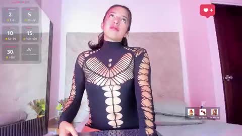 Snapshot of cristal_quintero chatting on June 20, 2026, 12:08 pm Cristal online show from June 20, 2026, 12:08 pm