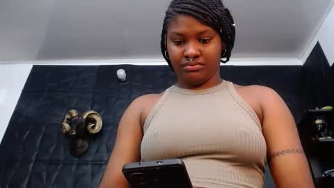Hanna  online show from October 23, 2025, 12:04 pm