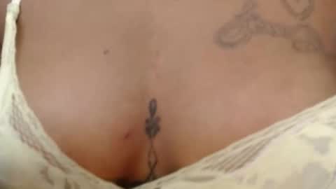 Hanna  online show from April 8, 2026, 10:04 am