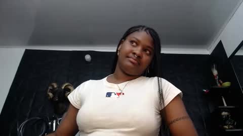 Hanna  online show from April 14, 2026, 8:53 am