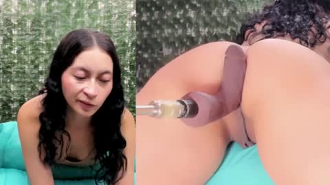 cristal_thompson_ online show from April 17, 2026, 11:57 am