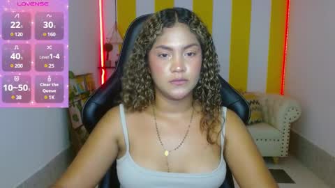 Snapshot of cristal_war chatting on December 15, 2024, 11:42 pm Cristal online show from December 15, 2024, 11:42 pm