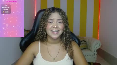 Snapshot of cristal_war chatting on December 16, 2024, 11:28 pm Cristal online show from December 16, 2024, 11:28 pm