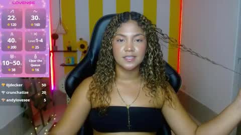 Snapshot of cristal_war chatting on December 19, 2024, 2:23 am Cristal online show from December 19, 2024, 2:23 am