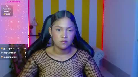Snapshot of cristal_war chatting on December 19, 2024, 11:35 pm Cristal online show from December 19, 2024, 11:35 pm