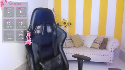 Snapshot of cristal_war chatting on January 21, 2025, 1:08 am Cristal online show from January 21, 2025, 1:08 am