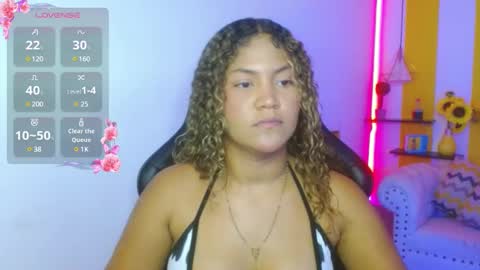 Snapshot of cristal_war chatting on January 24, 2025, 11:45 pm Cristal online show from January 24, 2025, 11:45 pm