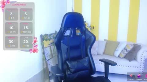 Snapshot of cristal_war chatting on February 4, 2025, 4:05 am Cristal online show from February 4, 2025, 4:05 am