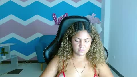 Snapshot of cristal_war chatting on February 15, 2025, 2:47 am Cristal online show from February 15, 2025, 2:47 am