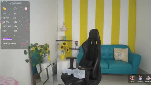 Snapshot of cristal_war chatting on October 11, 2025, 2:00 am Cristal online show from October 11, 2025, 2:00 am