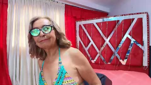 cristalmature online show from May 29, 2026, 12:58 pm