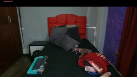 CRISTAL MILF online show from March 3, 2025, 7:49 pm