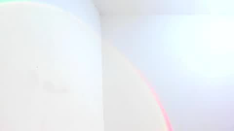 cristal online show from October 18, 2025, 1:08 am