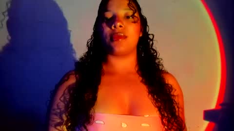 cristal online show from May 20, 2026, 2:18 am