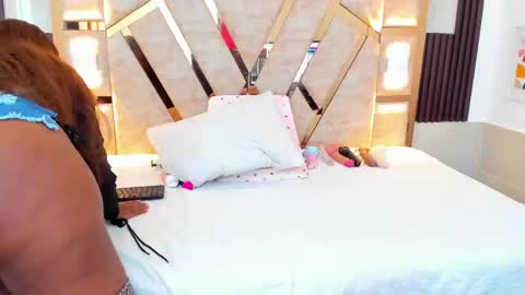 Snapshot of cristhinbrown chatting on February 27, 2025, 6:53 pm cristin online show from February 27, 2025, 6:53 pm