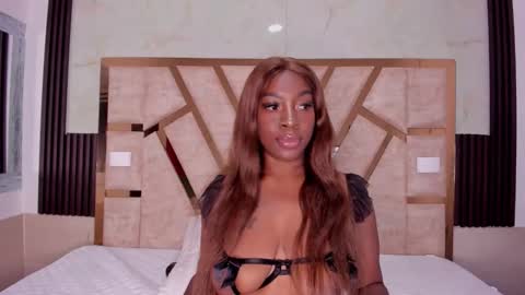 Snapshot of cristhinbrown chatting on September 9, 2025, 7:02 pm cristin online show from September 9, 2025, 7:02 pm