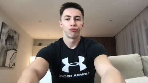 Snapshot of cristianovilla chatting on February 10, 2025, 7:38 pm CristianoHailey online show from February 10, 2025, 7:38 pm