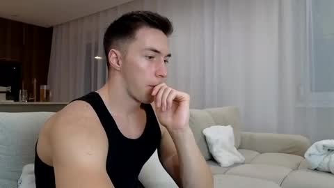 Snapshot of cristianovilla chatting on February 14, 2025, 10:36 pm CristianoHailey online show from February 14, 2025, 10:36 pm